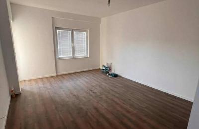 Banesë / Zyre me qira – Rruga B