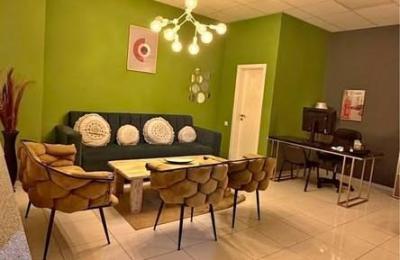 Lokal / Zyre me qira – Kalabri (Emshir)