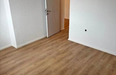 Banesë në shitje – Dardani