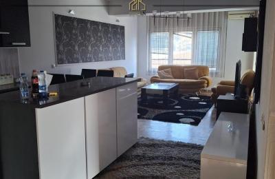 Banesë me qira – Pejton