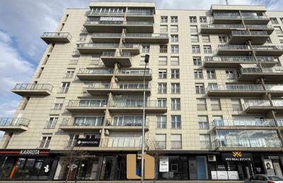 Zyre Me Qera Në Pejton/Lakrishte – 344M2