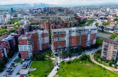 Banesë me 3 dhoma gjumi me qira në lagjen Bregu I Diellit – ONTEX