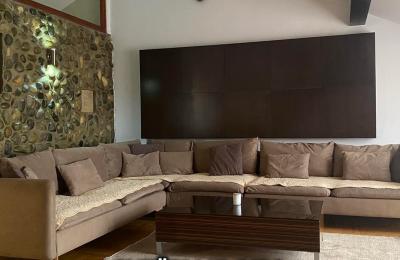 SHTËPI ME QIRA DRAGODAN