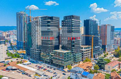 Banesë – Zyre 102m² me QIRA në Lakrishtë