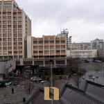 Zyre 90M2 Me Qera Në Sheshin “Zahir Pajaziti”- Prishtinë