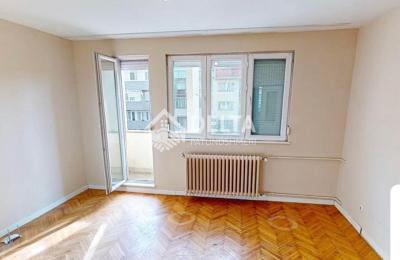 Banesë në shitje në Qendër