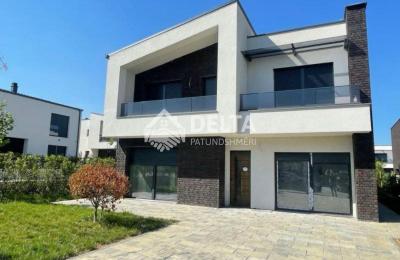 Shtëpi në shitje në Priam Village