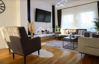 Shtëpi me qira në Zllatar