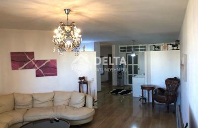 Banesë në shitje në Qendër