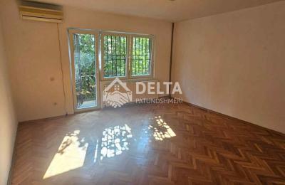 Shtëpi me qira në Pejton