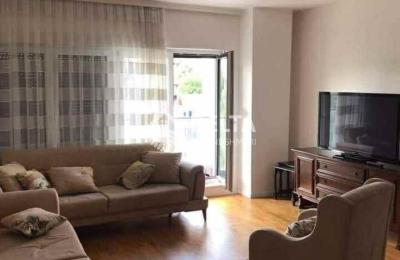 Banesë me qira në Lagjen Prishtina e re