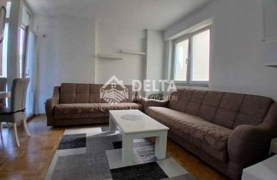 Banesë me qira në Rr. Muharrem Fejza