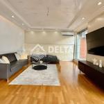 Super Banesë / Penthouse me qira në Rrugën B