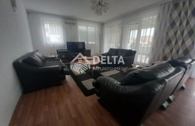 Ofrohet banesa me siperfaqe 120m² me qira ne Lagjen Arbëria