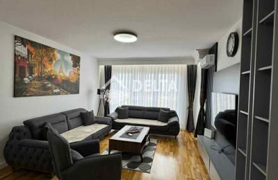 Banesë me qira në lagjen Kalabri / Emshir