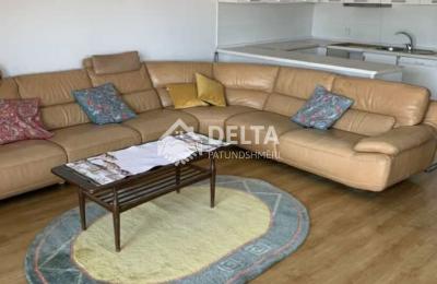 Kat shtëpie 180m2 me qira në Arbëri