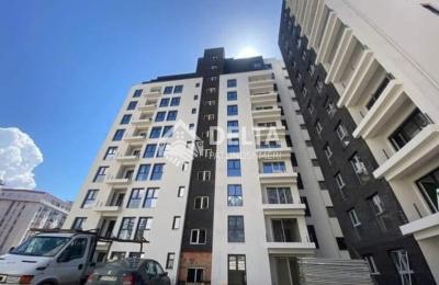 Banesë në shitje në rrugën C