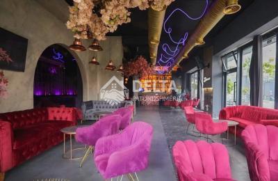 Lokal në shitje në Mati 1