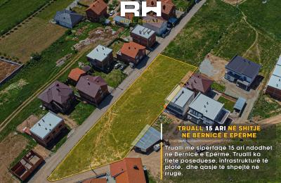 Truall 15 ari në SHITJE në Bërnicë e Epërme.