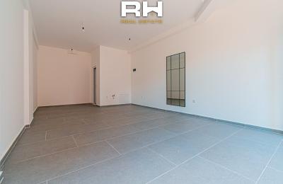 Lokal 45m² me QIRA te Rruga B