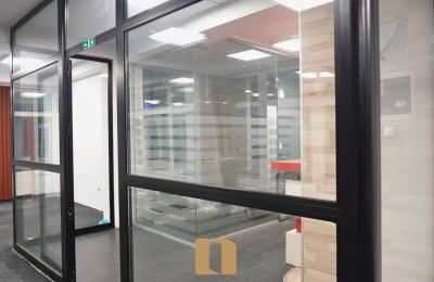 Zyre 150M2 Me Qera Në Pejton