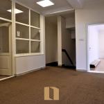 Zyrë/Lokal 200M2 Me Qera Në Qendër – Tophane