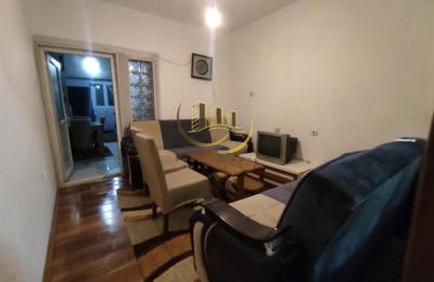 Shtëpi me qira në Pejton