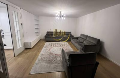 Banesë me qira te Rruga B