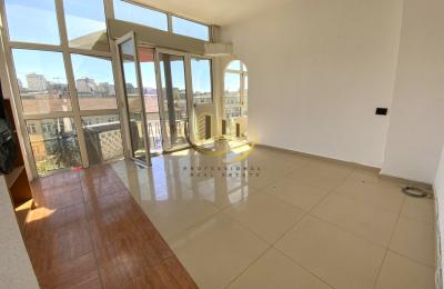 Zyre me qira në Qendër