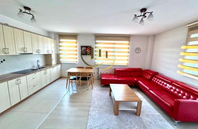 Banesë me qira në Bregun e Diellit