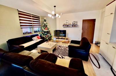 Banesë me qira në Bregun e Diellit