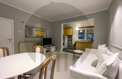 Shtëpi me 2 dhoma gjumi me qira në lagjen Qendër-Pejton