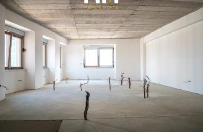 Duplex 200m2 me #QIRA në “Nartel Cente...