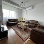 Banesë me qira në Bregun e Diellit