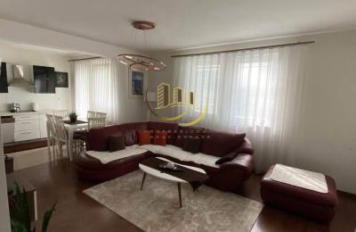 Banesë me qira te Rruga B