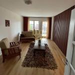 Banesë me qira në Bregun e Diellit