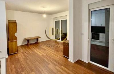 Banesë Zyre me qira te Mati 1