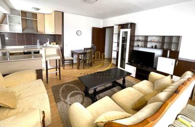 Banesë me qira në Pejton