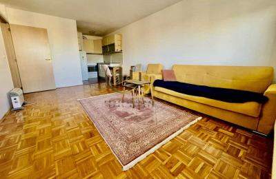 Banesë me qira në Rrugën B