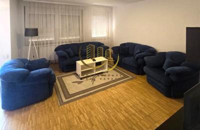 Banesë me qira në Kalabri – Emshir