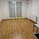 Banesë Zyre me qira në Fushë Kosovë