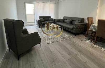 Banesë me qira në Bregun e Diellit