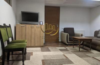 Banesë Zyre me qira në Qendër