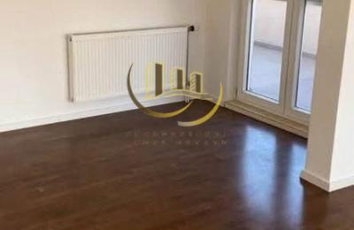 Penthouse Zyre me qira në Emshir-Kalabri