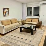 Banesa me qira në Velani