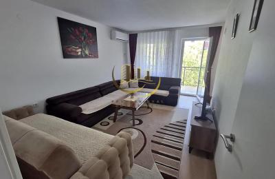 Banesë me qira në Bregun e Diellit