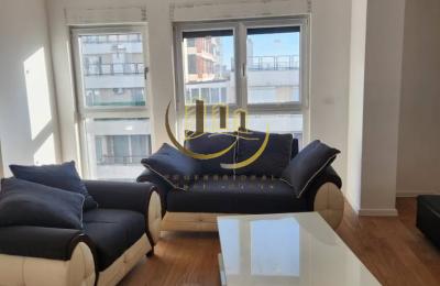 Banesa me qira në Rrugën C