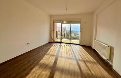 Banesë zyre me qira te Prishtina e Re