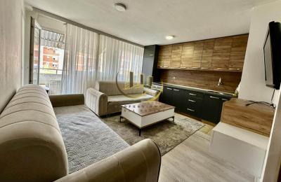 Banesa me qira në Bregun e Diellit