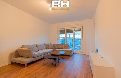 Banesë 82m² me QIRA në Tophane